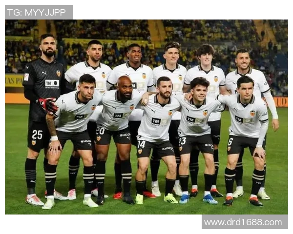 埃尔瓦对阵塞维利亚的精彩赛果分析与比赛回顾 埃尔瓦对阵塞维利亚的精彩赛果分析与比赛回顾