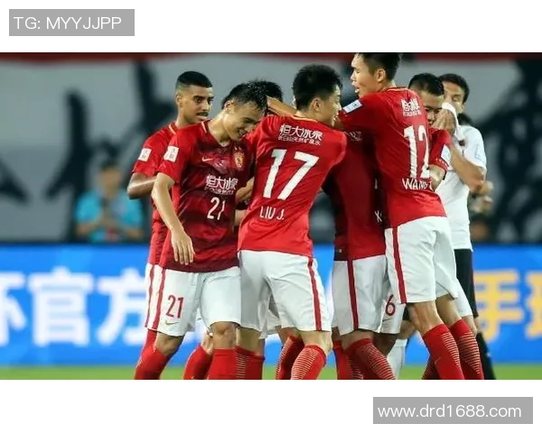 广州恒大与上海上港历史交锋数据分析及近期状态对比